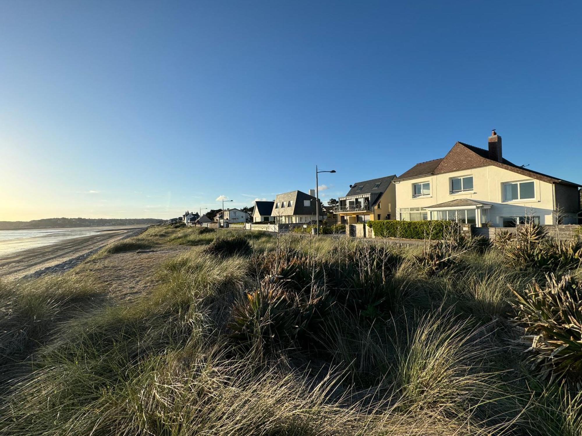 Denise Grand Barneville-Carteret